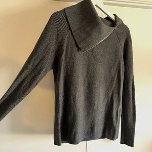 White House Black Market Grey Zippered Turtleneck, Longsleeve Women's Large